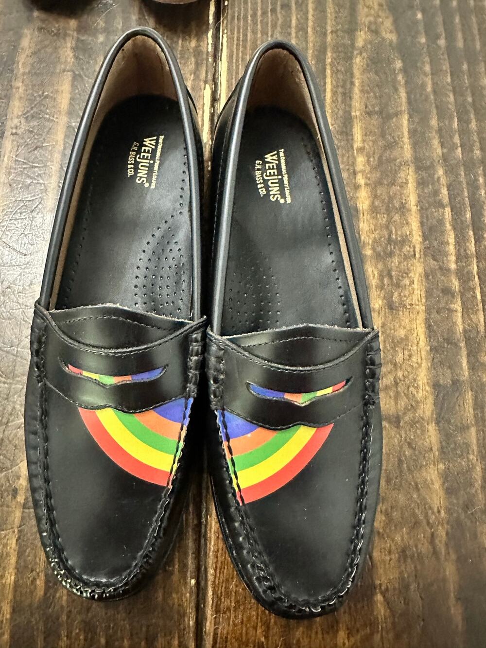 WEEJUNS GH Bass Rainbow Penny loafers size 9 NEW